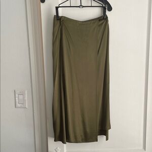 Elegant Olive Green Women's Skirt